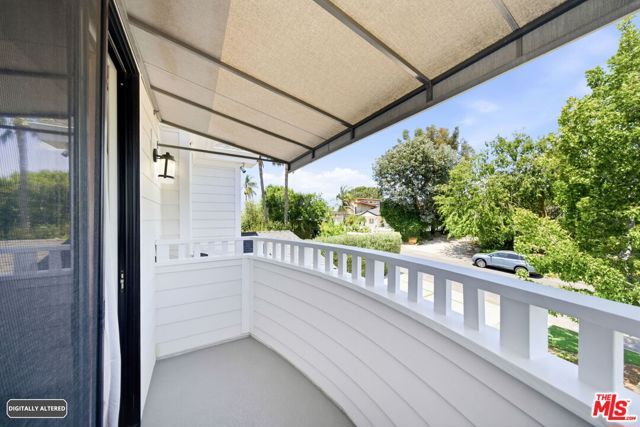 3305 Veteran Avenue, Los Angeles, CA 90034