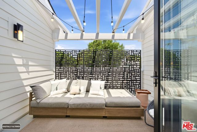 3305 Veteran Avenue, Los Angeles, CA 90034