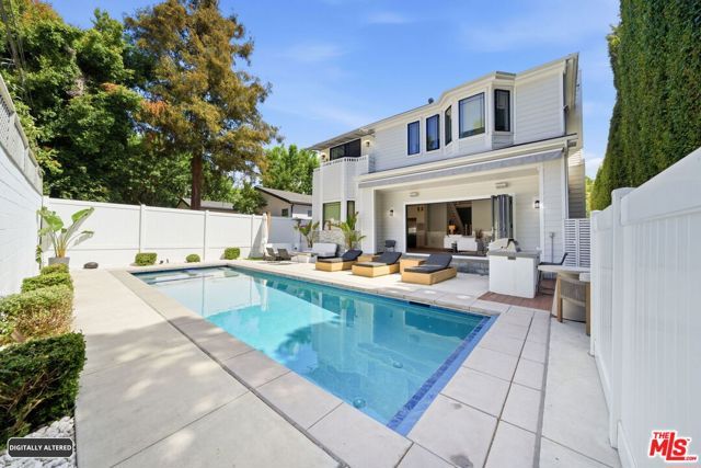 3305 Veteran Avenue, Los Angeles, CA 90034