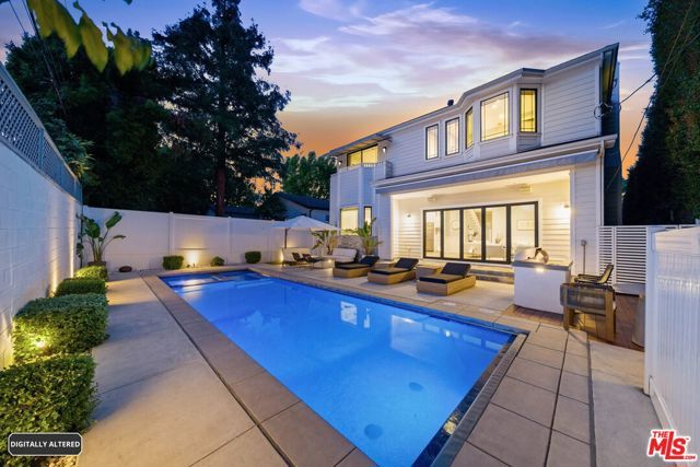 3305 Veteran Avenue, Los Angeles, CA 90034