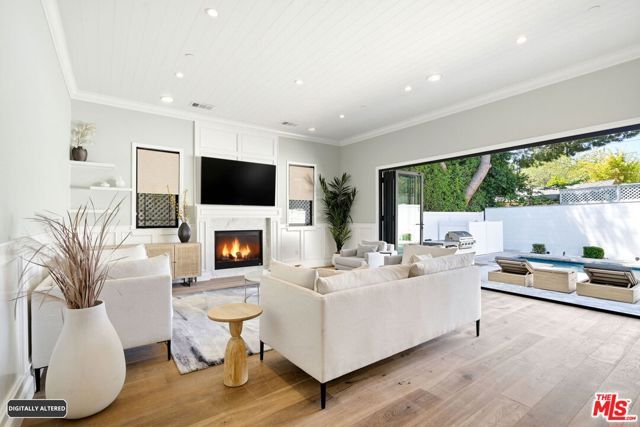 3305 Veteran Avenue, Los Angeles, CA 90034