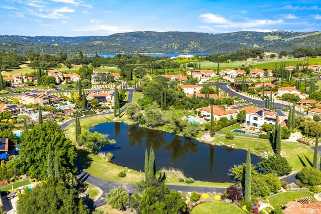 4300 Cognac Ct, Loomis, CA 95650