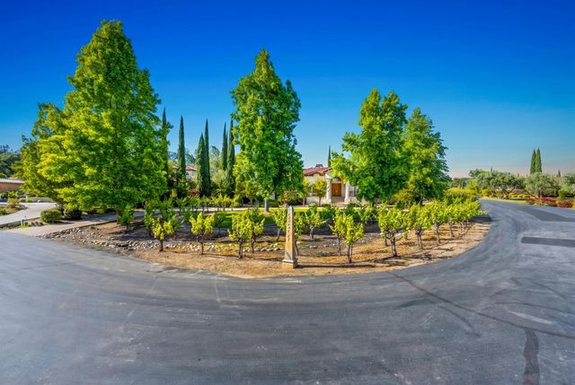 4300 Cognac Ct, Loomis, CA 95650