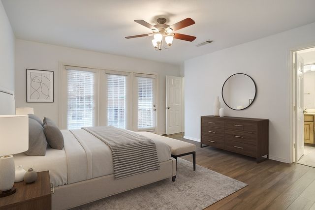 2813 Woodpath Lane, Bedford, TX 76021