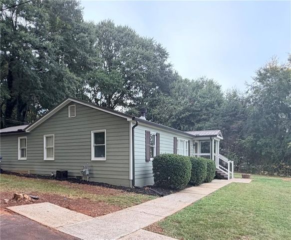 604 Lynn Avenue, Jefferson, GA 30549