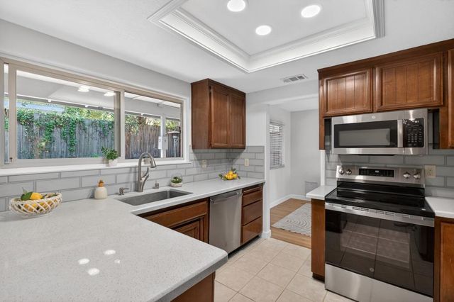 6920 Amberwick Way, Citrus Heights, CA 95621