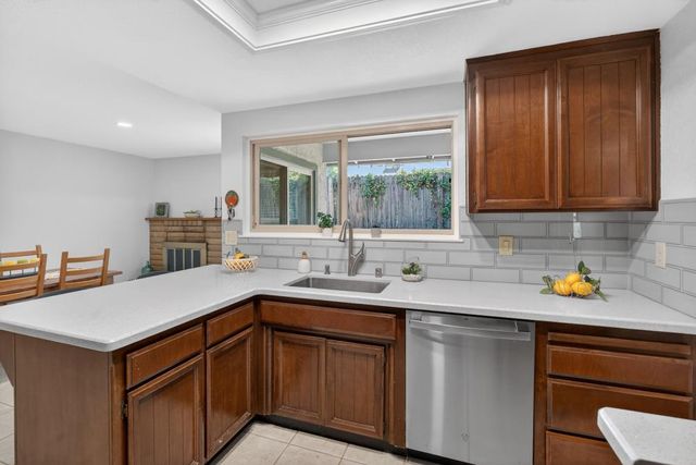 6920 Amberwick Way, Citrus Heights, CA 95621