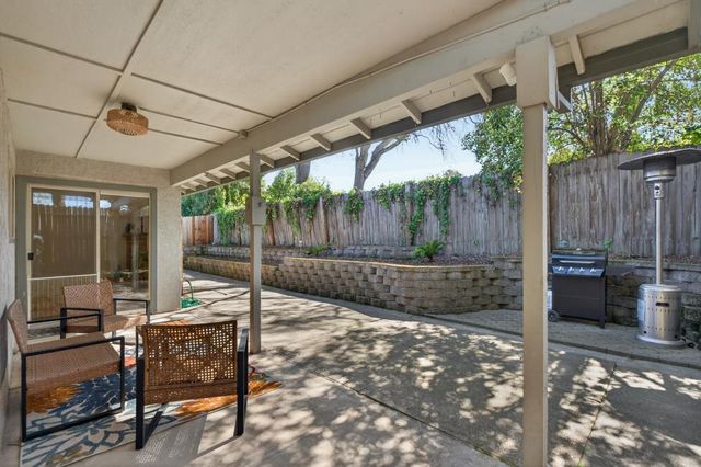 6920 Amberwick Way, Citrus Heights, CA 95621