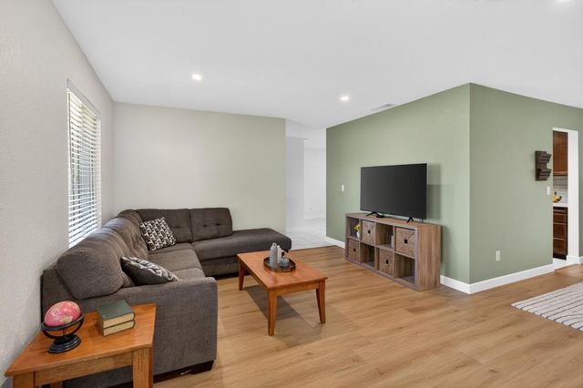 6920 Amberwick Way, Citrus Heights, CA 95621