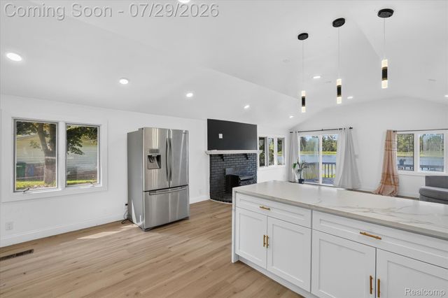 3515 Lakeview Drive, Ortonville Village, MI 48462