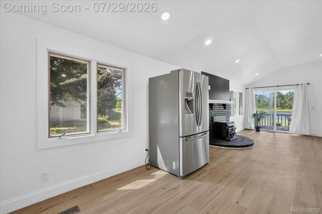 3515 Lakeview Drive, Ortonville Village, MI 48462