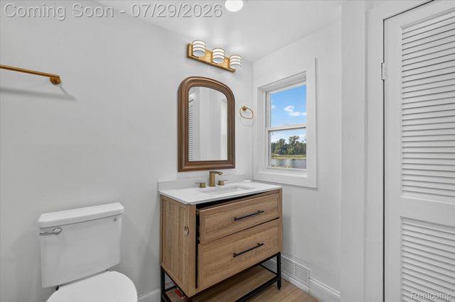 3515 Lakeview Drive, Ortonville Village, MI 48462