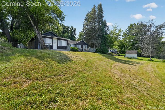 3515 Lakeview Drive, Ortonville Village, MI 48462
