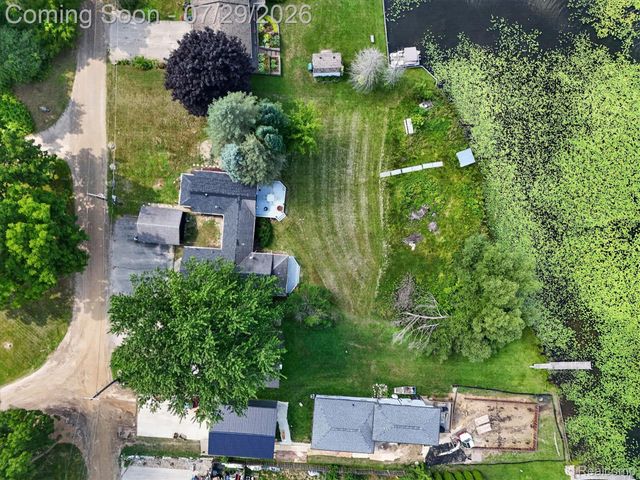 3515 Lakeview Drive, Ortonville Village, MI 48462