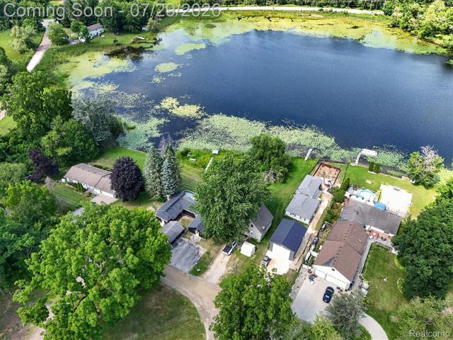 3515 Lakeview Drive, Ortonville Village, MI 48462