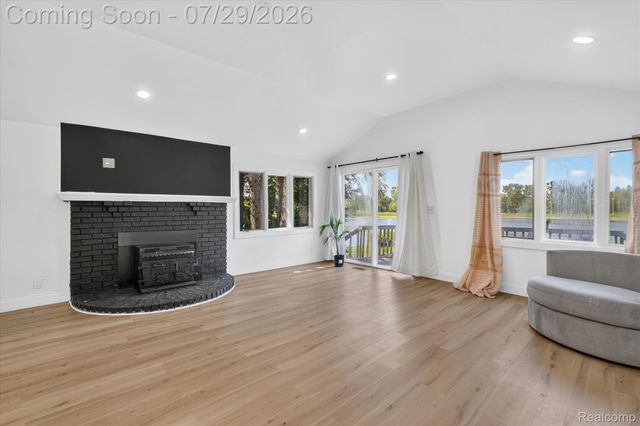 3515 Lakeview Drive, Ortonville Village, MI 48462