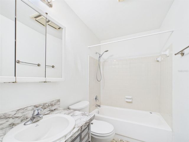 7502 BOLANOS COURT, Tampa, FL 33615