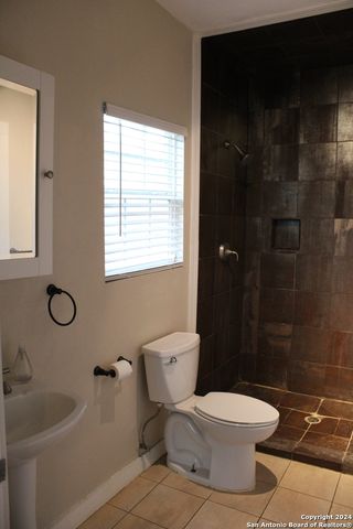 415 Kendall St, San Antonio, TX 78212