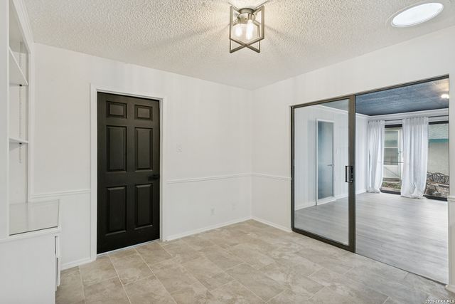 10106 Grand Park, San Antonio, TX 78239