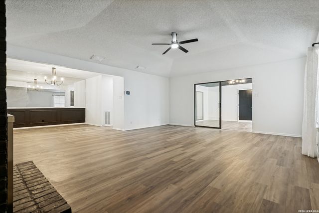 10106 Grand Park, San Antonio, TX 78239
