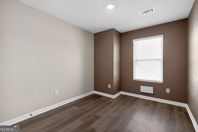 1110 Highwood Lane, East Point, GA 30344