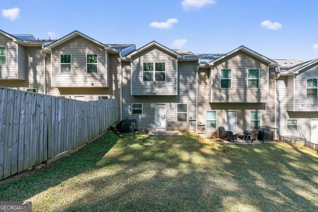 1110 Highwood Lane, East Point, GA 30344