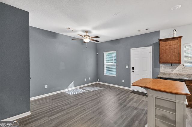 1110 Highwood Lane, East Point, GA 30344