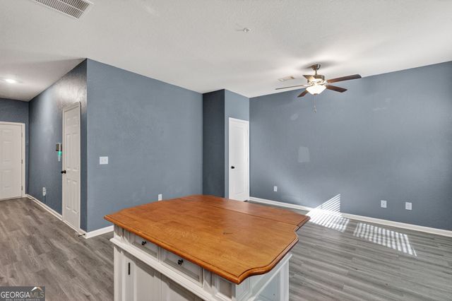 1110 Highwood Lane, East Point, GA 30344