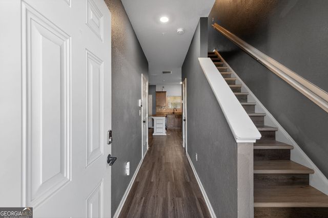 1110 Highwood Lane, East Point, GA 30344