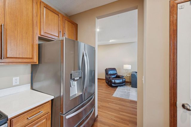 15549 Lilac Drive, Eden Prairie, MN 55347