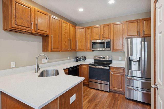 15549 Lilac Drive, Eden Prairie, MN 55347