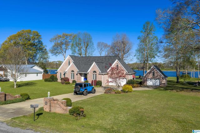 370 JAKE DRIVE, Sylacauga, AL 35151