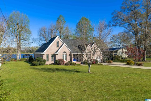 370 JAKE DRIVE, Sylacauga, AL 35151