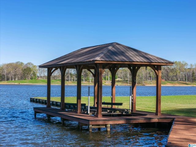 370 JAKE DRIVE, Sylacauga, AL 35151