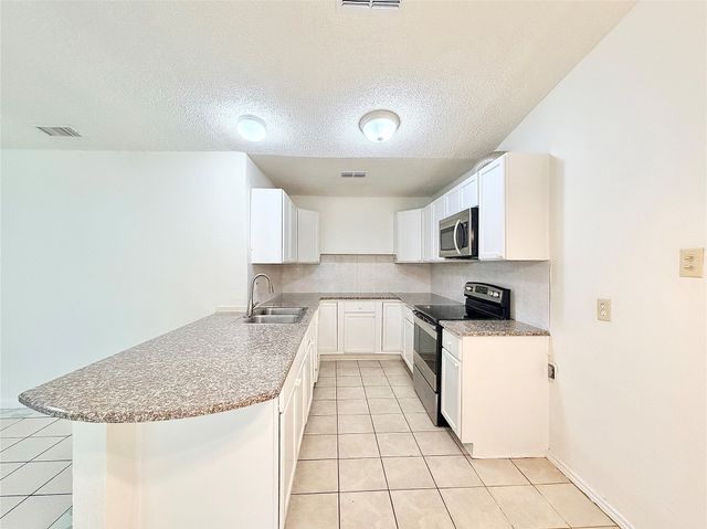 610 Colonial Drive, Garland, TX 75043
