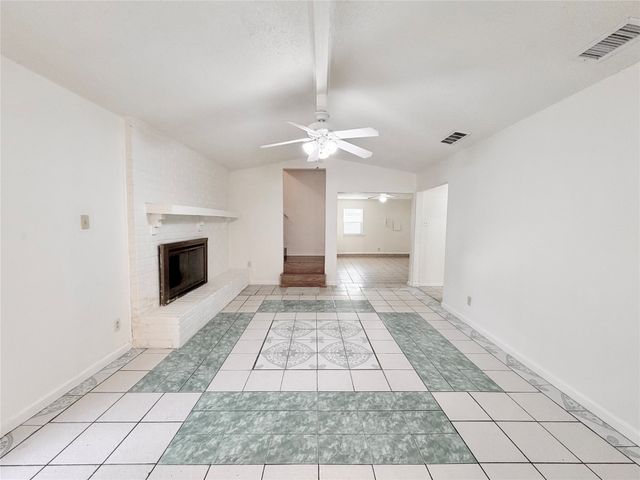 610 Colonial Drive, Garland, TX 75043