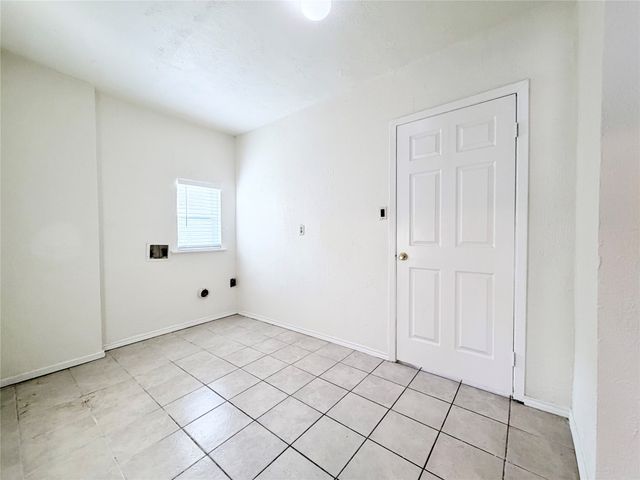 610 Colonial Drive, Garland, TX 75043