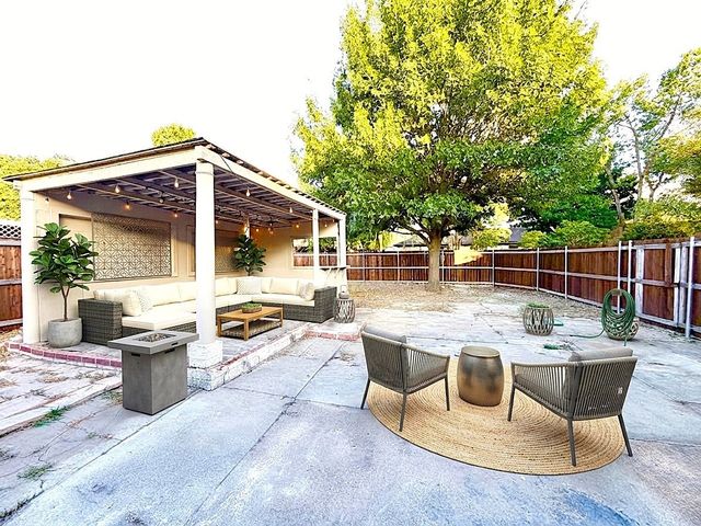 610 Colonial Drive, Garland, TX 75043
