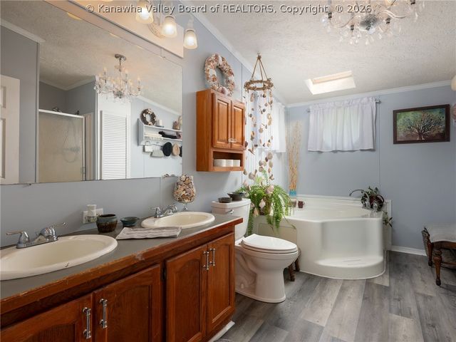 120 Whittbury Lane, Eleanor, WV 25168