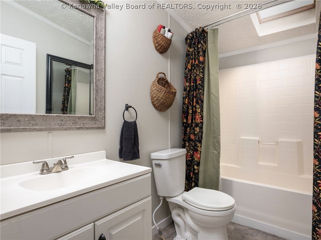 120 Whittbury Lane, Eleanor, WV 25168