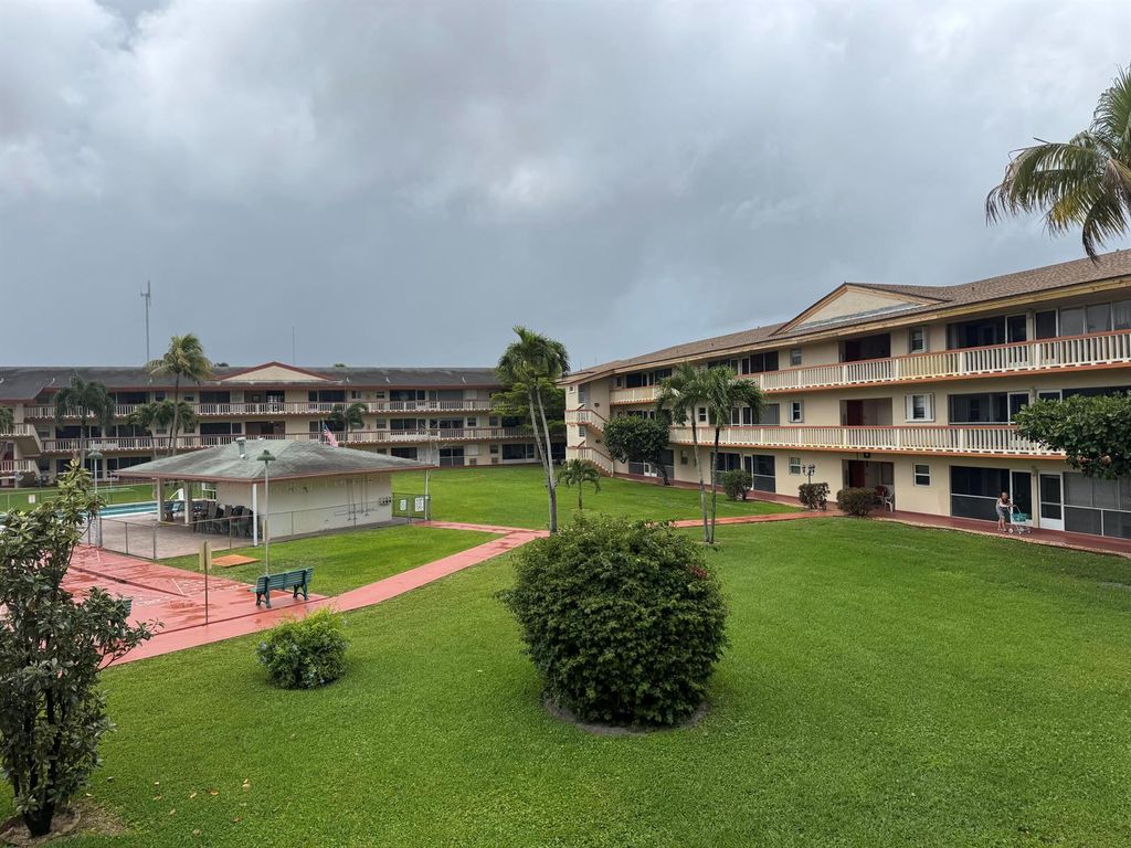 5300 Washington Street 215c, Hollywood, FL 33021