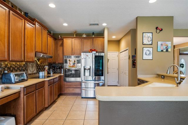 2849 CURVING OAKS WAY, Orlando, FL 32820