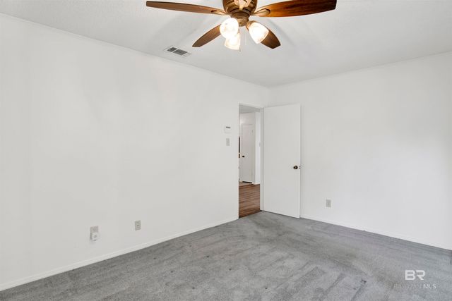 6071 N Highland Circle, Mobile, AL 36608