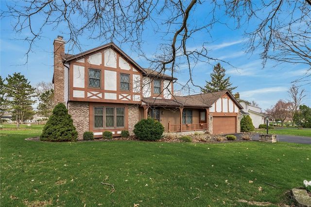 99 Old English Drive, Greece, NY 14616