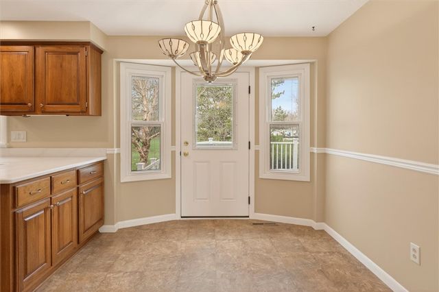 99 Old English Drive, Greece, NY 14616