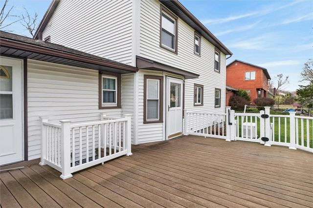 99 Old English Drive, Greece, NY 14616