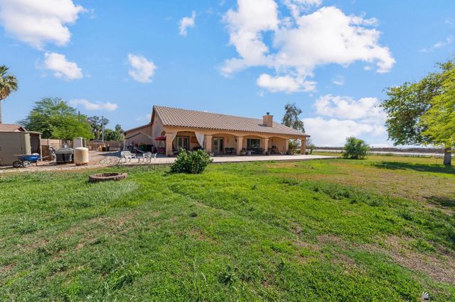 4888 W Sharon Ln, Somerton, AZ 85350