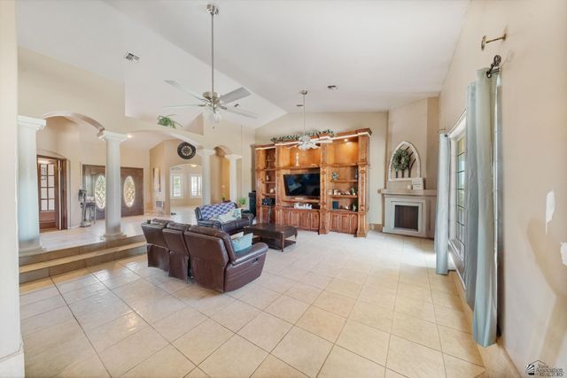 4888 W Sharon Ln, Somerton, AZ 85350