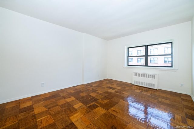 15 Lake Street 4-J, White Plains, NY 10603