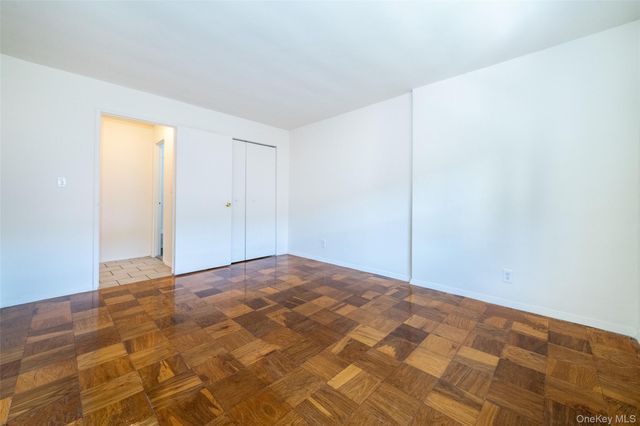 15 Lake Street 4-J, White Plains, NY 10603